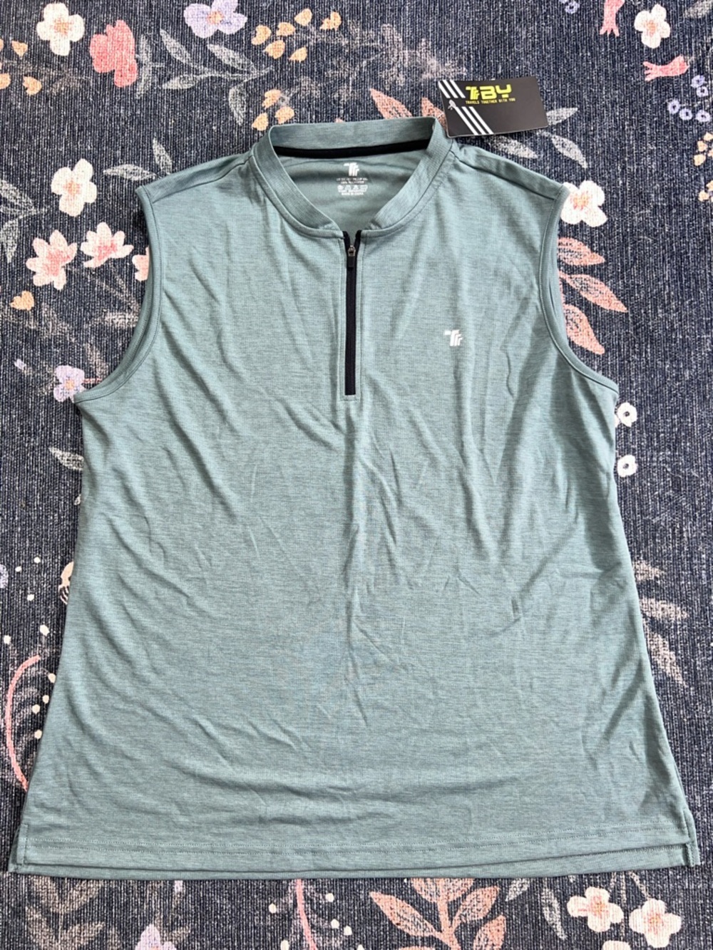 Women's Sleeveless Zip-Front Tank Top - Sage Green NWT